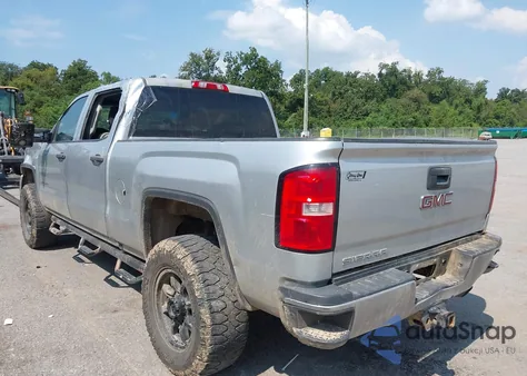 2018 GMC Sierra 2500Hd z USA, uszkodzony, nr VIN 1GT12REG9JF241045